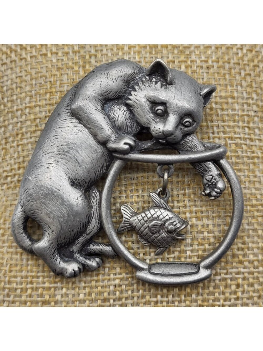 Adorable Vintage JJ Pewter Kitty Cat Pin Fisg Bowl Dangle Fishing Whimsical